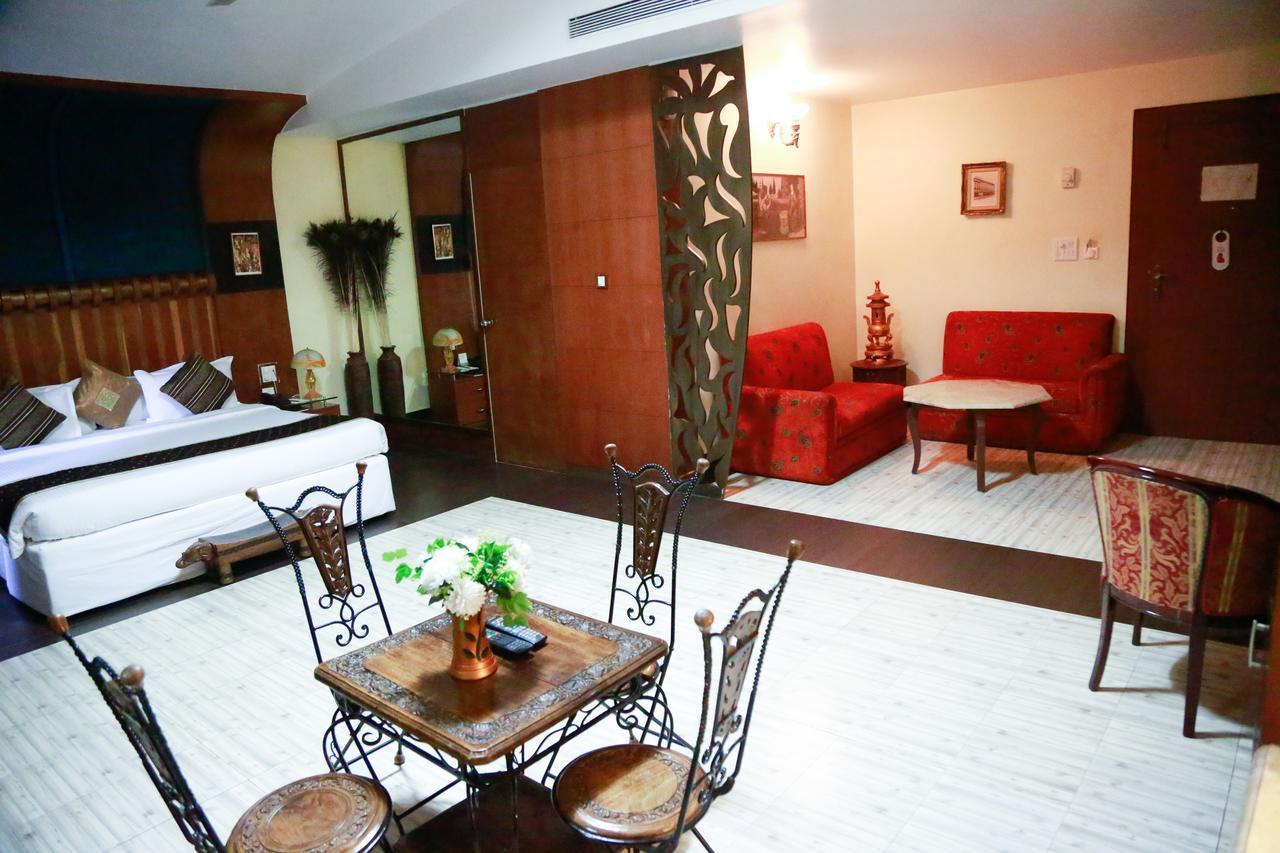 Grand Heritage Narmada Jacksons Dzsabalpur Kültér fotó
