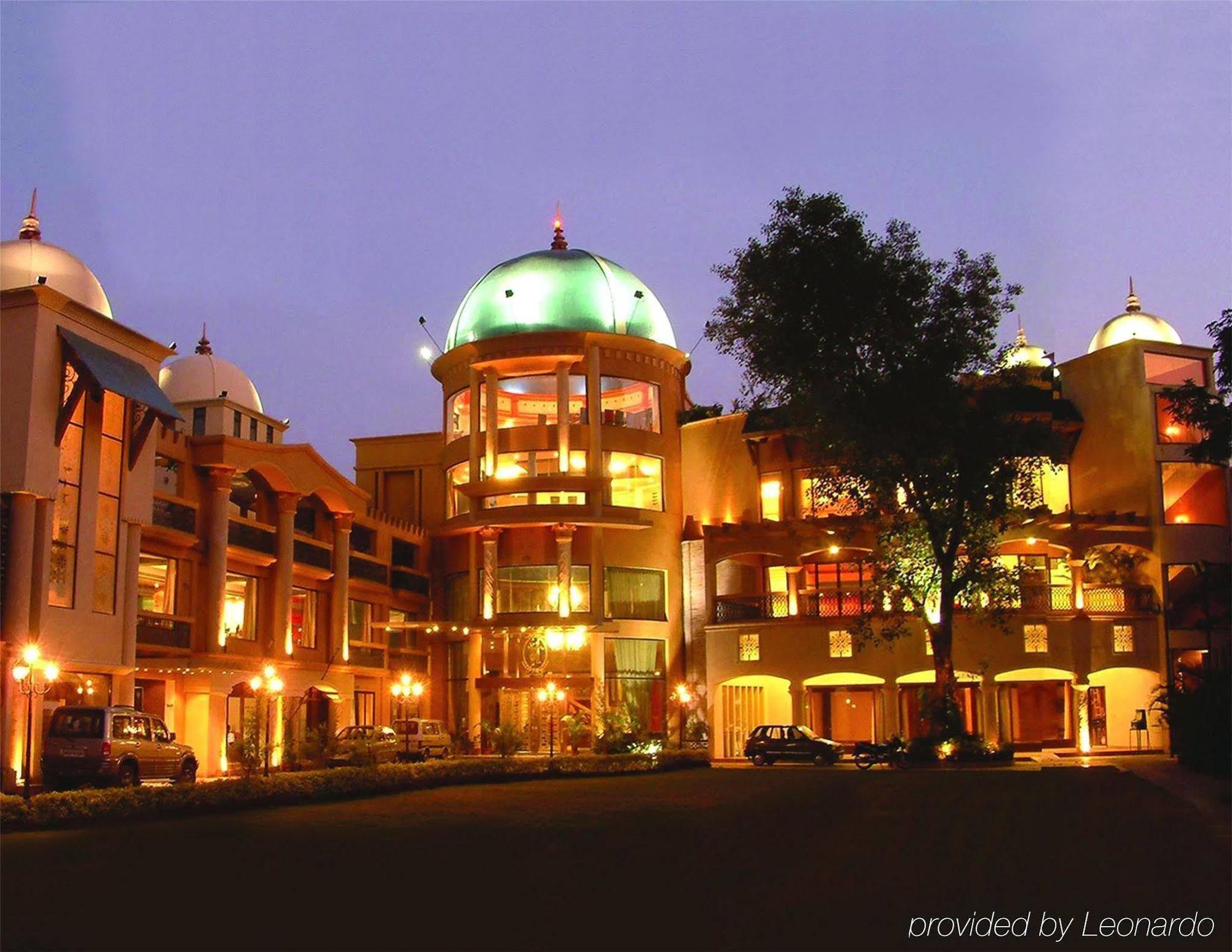 Grand Heritage Narmada Jacksons Dzsabalpur Kültér fotó